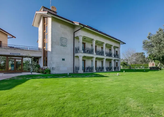 Rural Campaniola Otel 2*